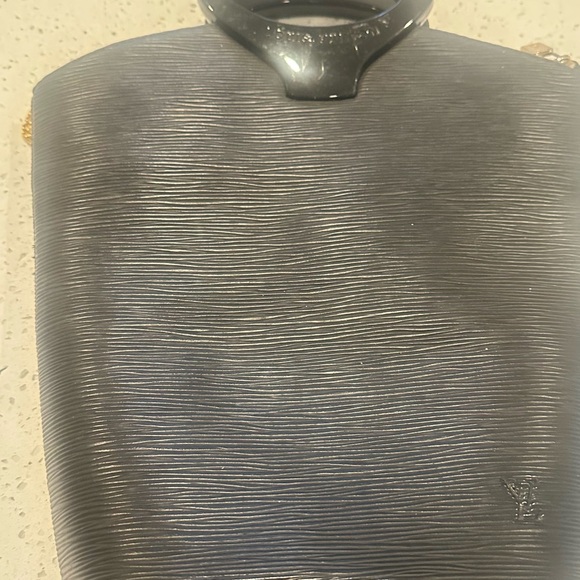 Louis Vuitton Epi nactangle purse in Black! EUC - Picture 10 of 10
